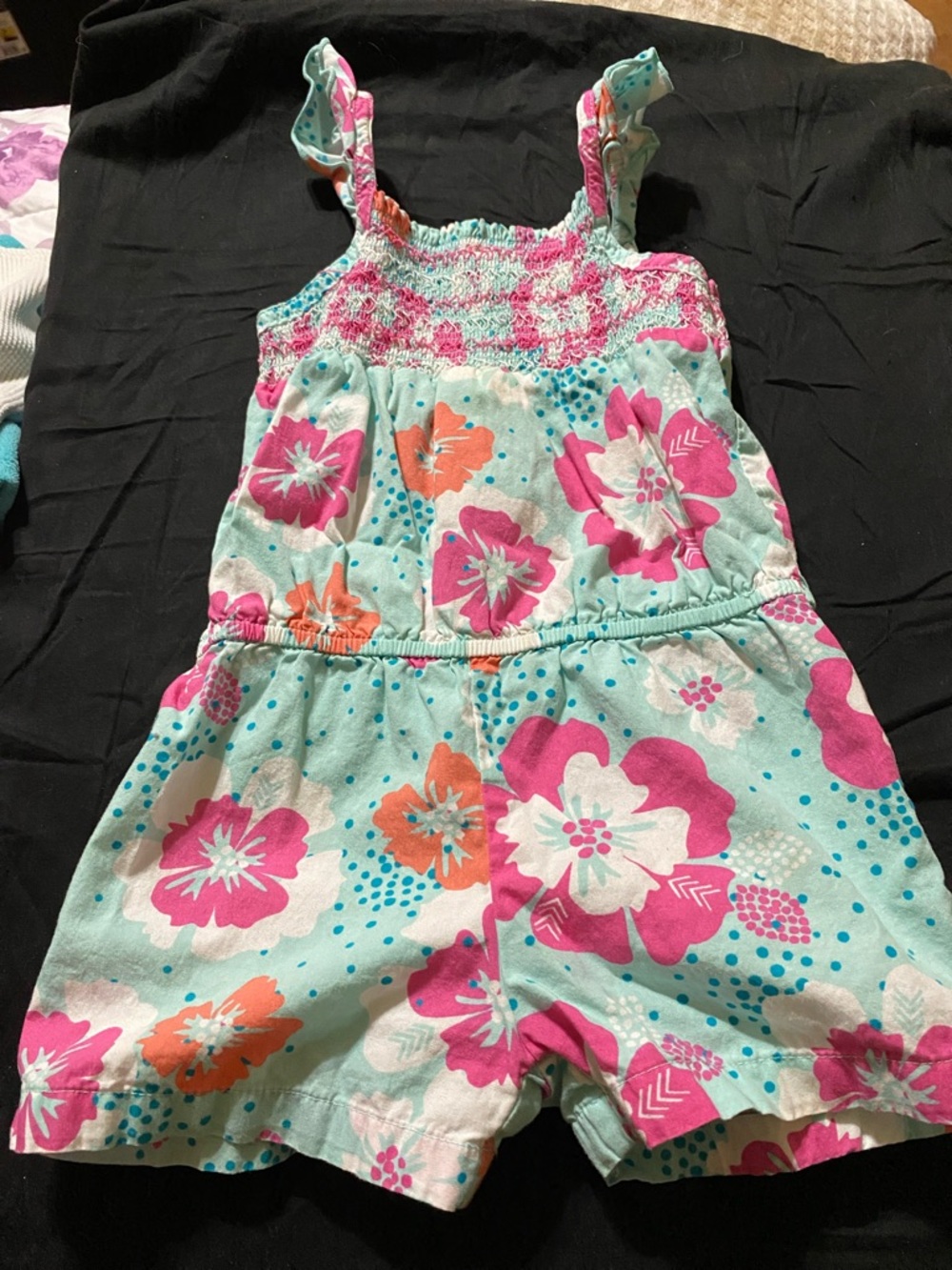 HEALTHTEX ROMPER Girls Floral Smocked  - Mint, Pink & Coralq